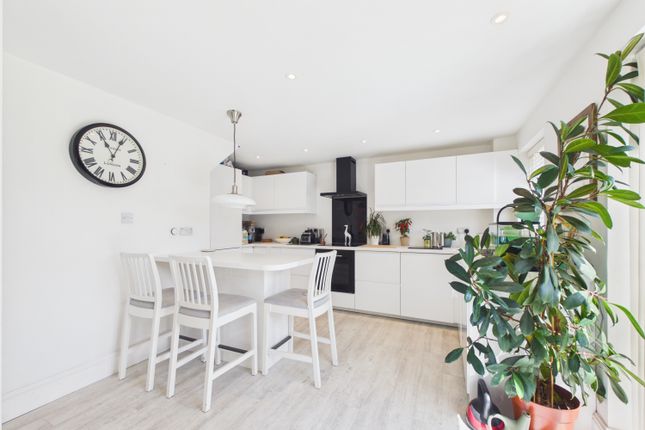 5, Morris Avenue, Nottingham photo 3