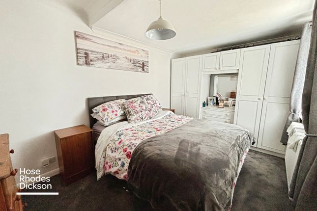 87, Carter Avenue, Isle of Wight photo 4