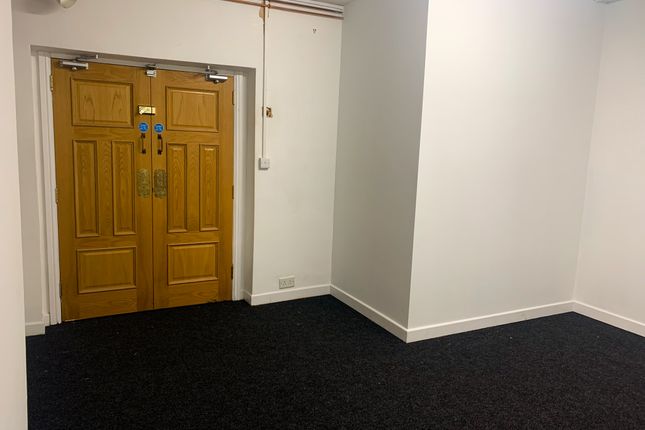 Office to let in The Rock, Bury