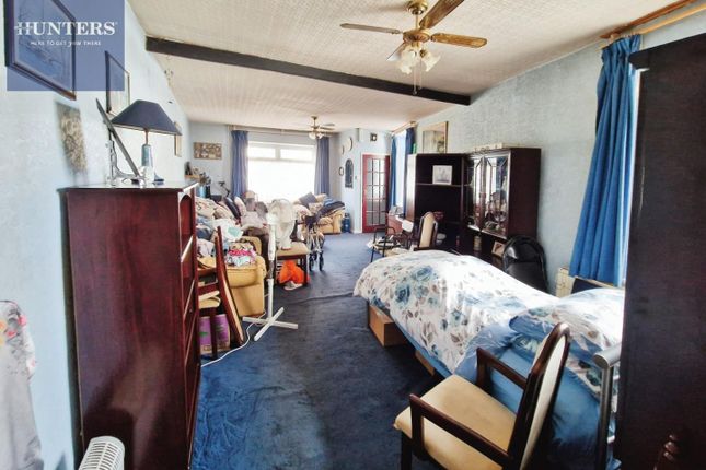 32, Bridge Street, Bridgend photo 4