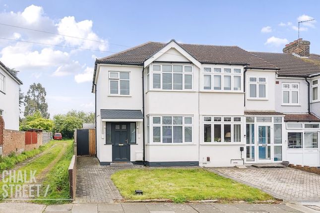 Thumbnail End terrace house for sale in Felstead Road, Collier Row