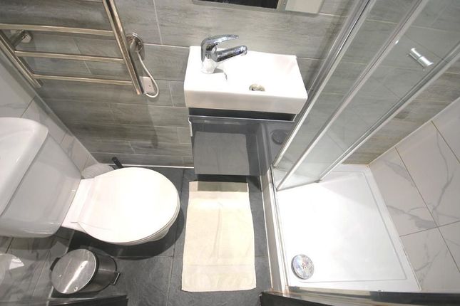 2F PARK DRIVE, HARROW photo 3