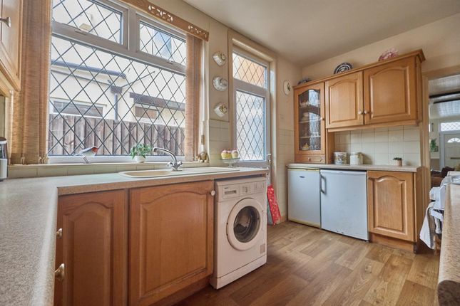 55, Clarendon Road, Hinckley photo 4