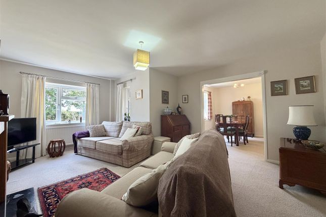 12, Little Ings Close, Tadcaster photo 3