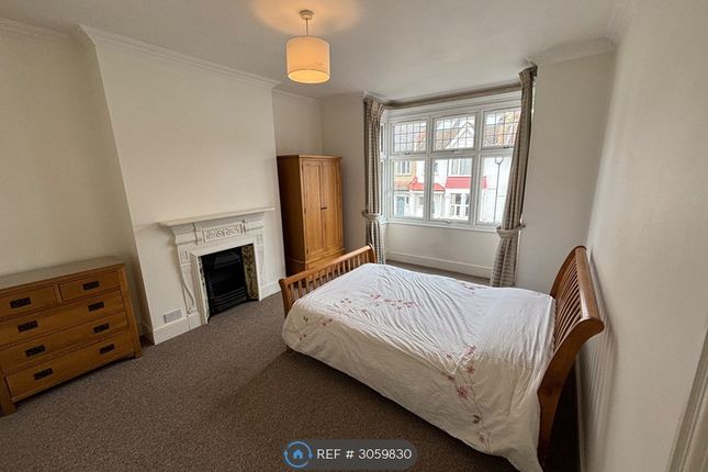 Fircroft Road, London photo 3