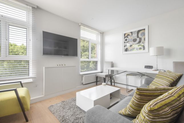 Studio flat on Flat 31 Falconwood Court, 24, Montpelier Row, London, £1,550/mo