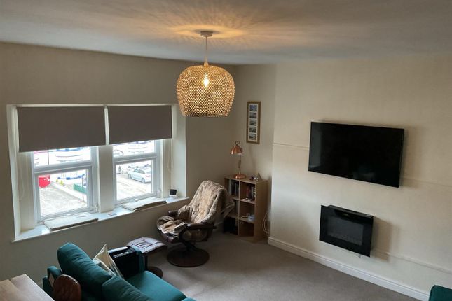 Flat 4, 24-26, Deganwy Avenue, Llandudno photo 3