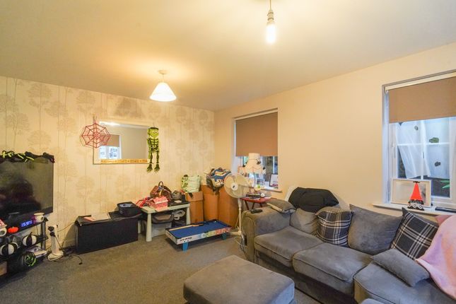 Waterloo Road, Burnley photo 2