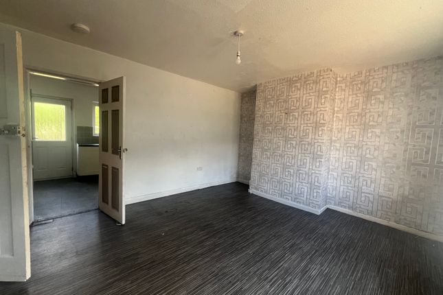 76 Church Parade, Oakengates, Telford photo 3