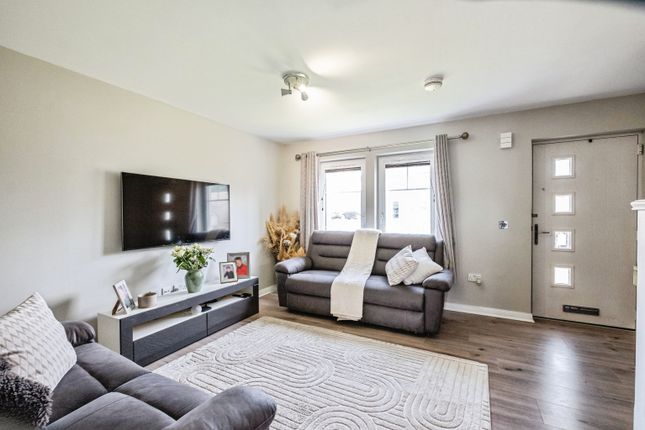 18, Broomhill Place, Muir Of Ord photo 4