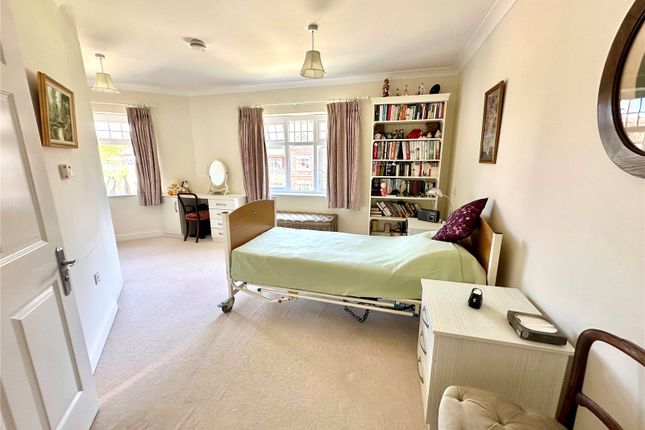 Apartment 13, St. Ives Place,, Horton Road, Ringwood photo 4