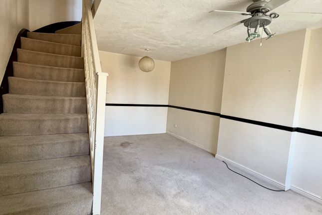 17, Castledale Grove, Sheffield photo 2