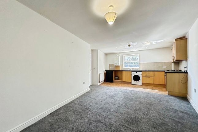 1, Dam Mill Close, Bilbrook, Wolverhampton photo 4