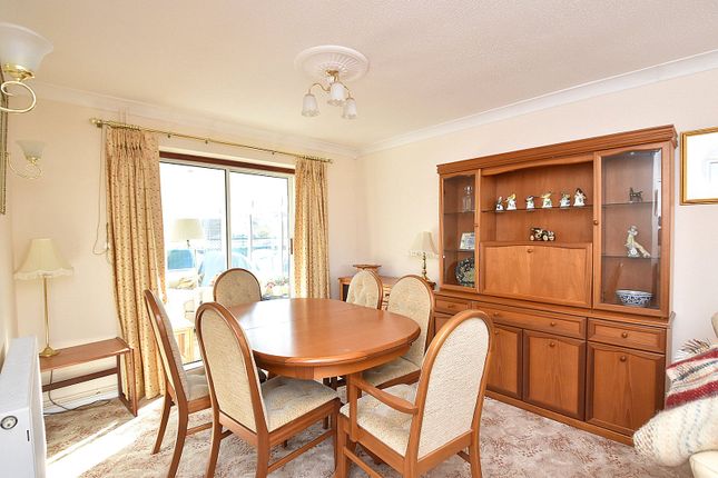 69, Springfield Road, Somerset photo 3