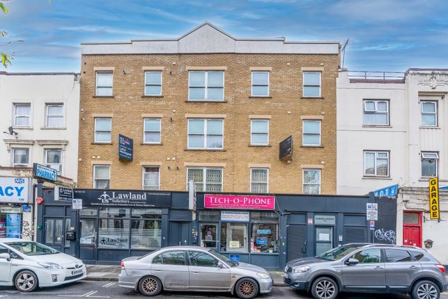 Flat to rent in Fabian House, Cannon Street Road, Whitechapel