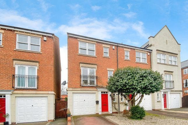 5308Bb42-Front 2015 20st 20Nicholas