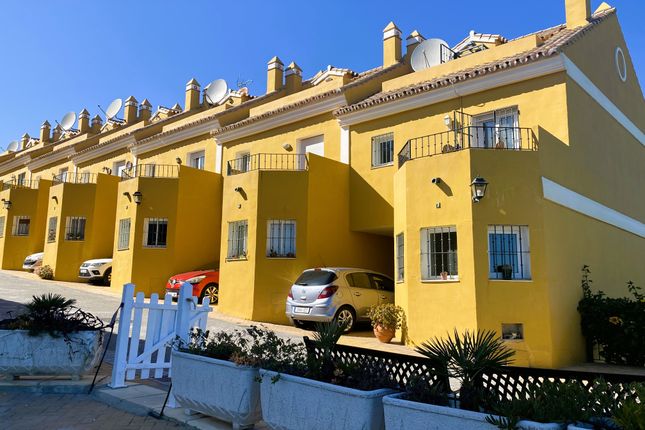 Town house for sale in Balcones De Manilva, Málaga, Andalusia, Spain