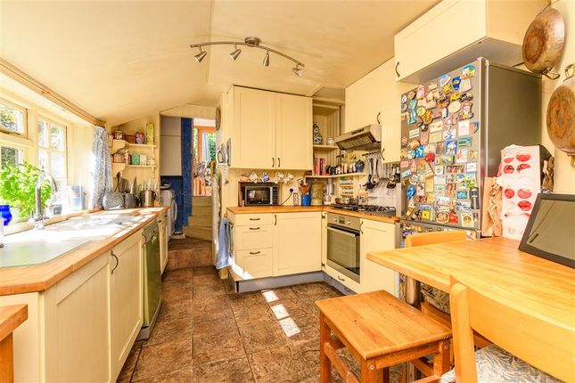4-bed house on St. Margaret's Street, Rochester, £550,000