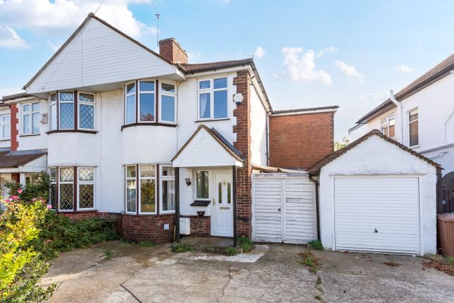 14, Penshurst Avenue, Sidcup photo 2