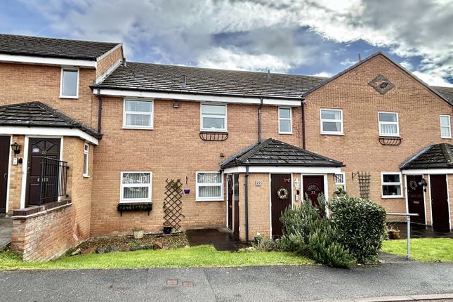 Thumbnail Flat for sale in Winterburn Garden, Whetstone, Leicester, Leicestershire.