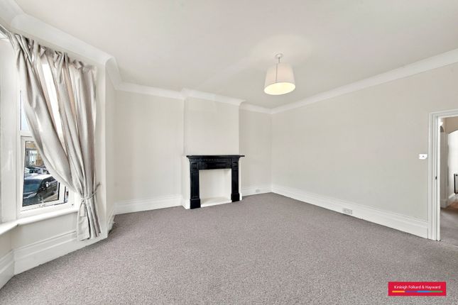 Flat 2, 1, Holly Park Road, London photo 2