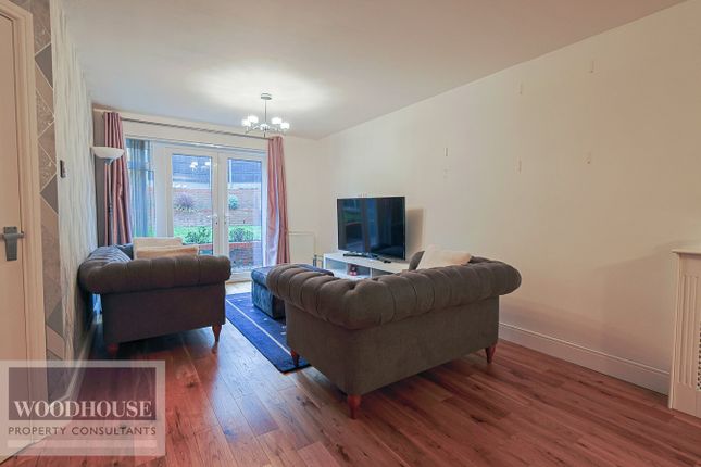 42, Roundcroft, Cheshunt photo 3