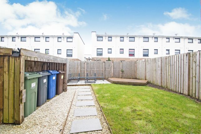 Town house for sale in Arthur Henderson Avenue, Paisley