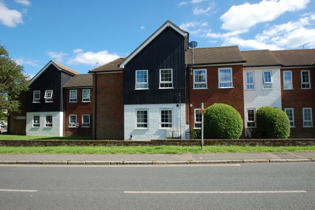 Thumbnail Flat for sale in 13 Home Farm Court, Narcot Lane, Chalfont St Giles