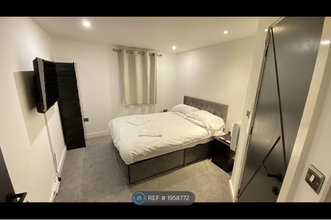 Main Room 1