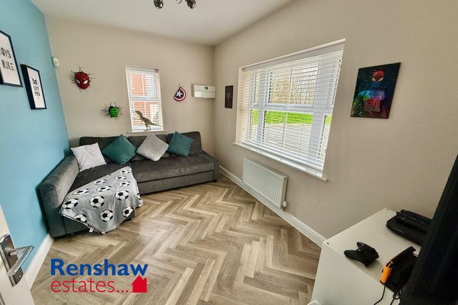 14 Woodland Close, Ilkeston photo 4