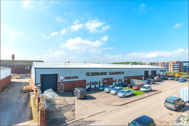 Warehouse to let in Madleaze Road, Gloucester