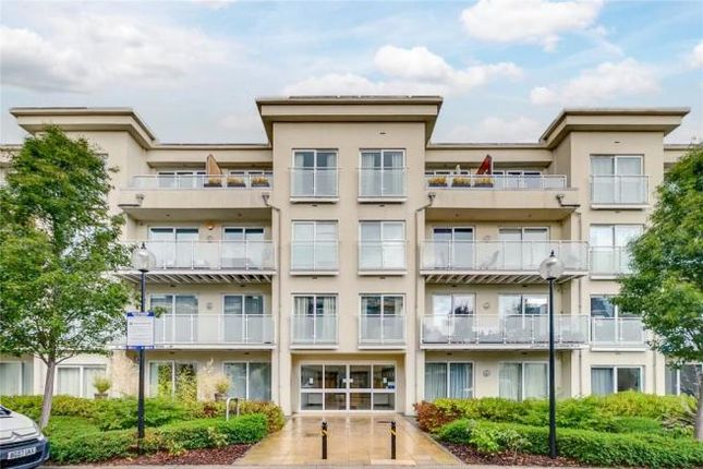 1-bed flat on 11, Saffron House, Woodman Mews, Kew, £600,000
