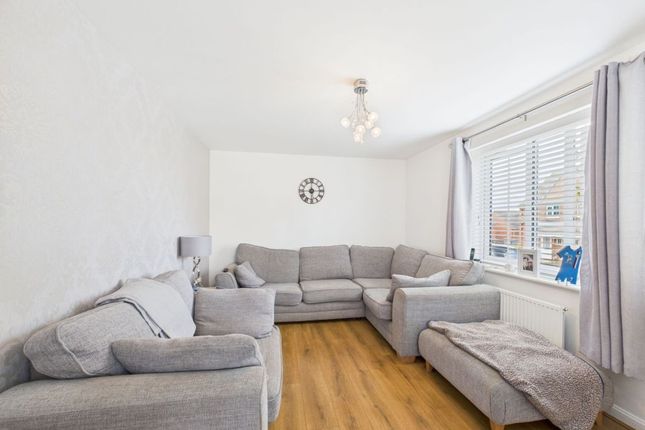 59, Kingfisher Drive, Whitby photo 2
