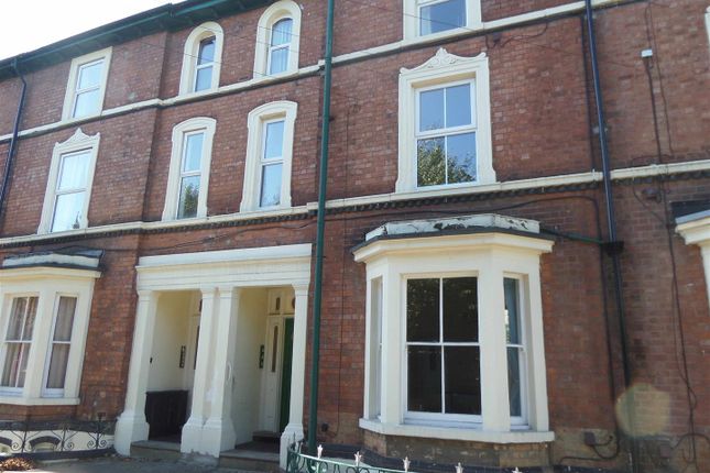 Thumbnail Flat to rent in Newbridge Crescent, Wolverhampton