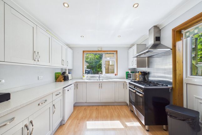 1, Hilly Gardens Road, Torquay photo 4