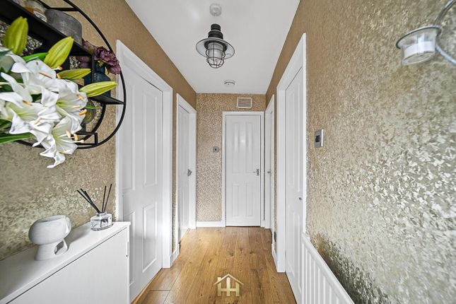 13, Grangehill Drive, Dundee photo 2