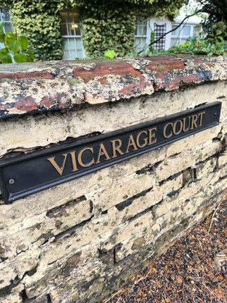 4 Vicarage Court Park Road, Milton Keynes photo 3