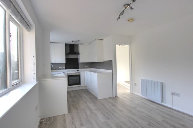 Flat to rent in Somerton Road, Cricklewood