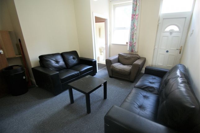Property to rent in Spring Grove Walk, Hyde Park, Leeds