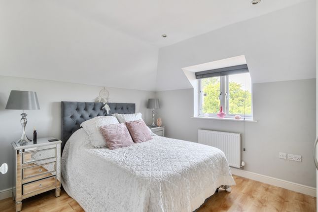 Flat 8, The Willows,, Culvers Road, Bristol photo 4