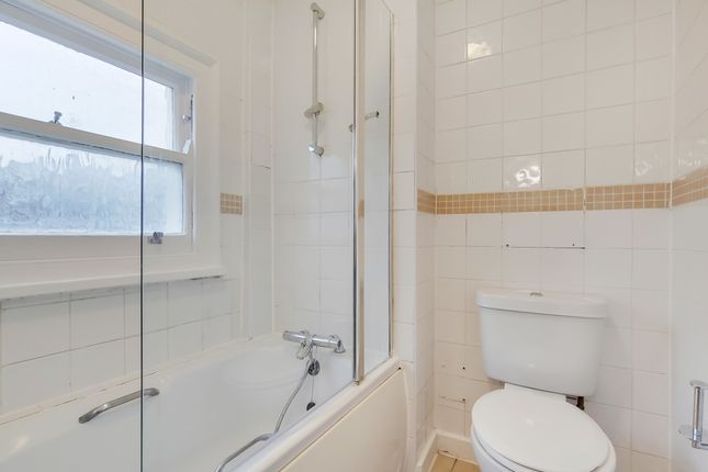 Flat 7, Bernard House, London photo 4