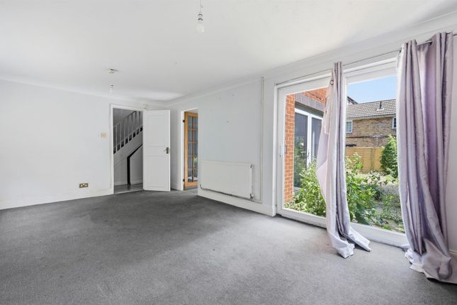 9, Neatscourt Road, London photo 4