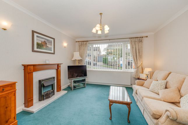 2 Barnfield Avenue, Sheffield photo 4