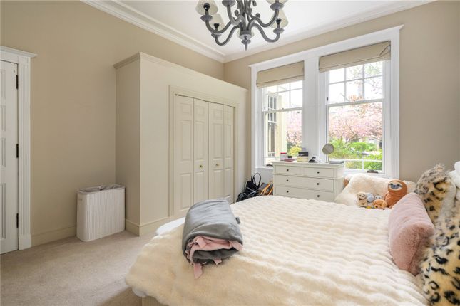 Flat 2, 24, Hepburn Gardens, Fife photo 4