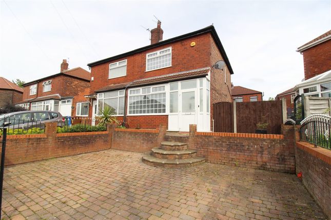 Thumbnail Semi-detached house to rent in Williamson Avenue, Bredbury, Stockport