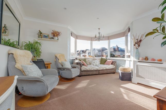 37 The Avenue, Bournemouth photo 2