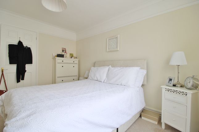 Flat for sale in Outram Road, Southsea