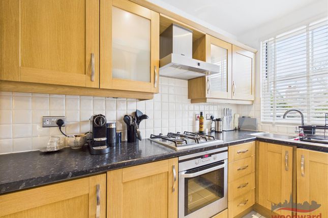 5a, Victoria Terrace, Harrow on the Hill photo 2