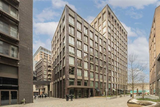 Thumbnail Flat for sale in New Union Square, London