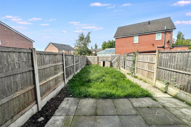 32 Lockfield, Runcorn photo 4